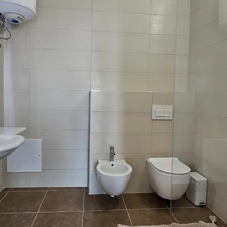 Apartment Sm Beautiful Tirana