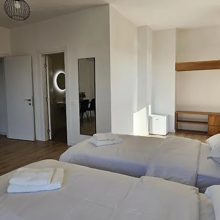 Sm Beautiful דירה *